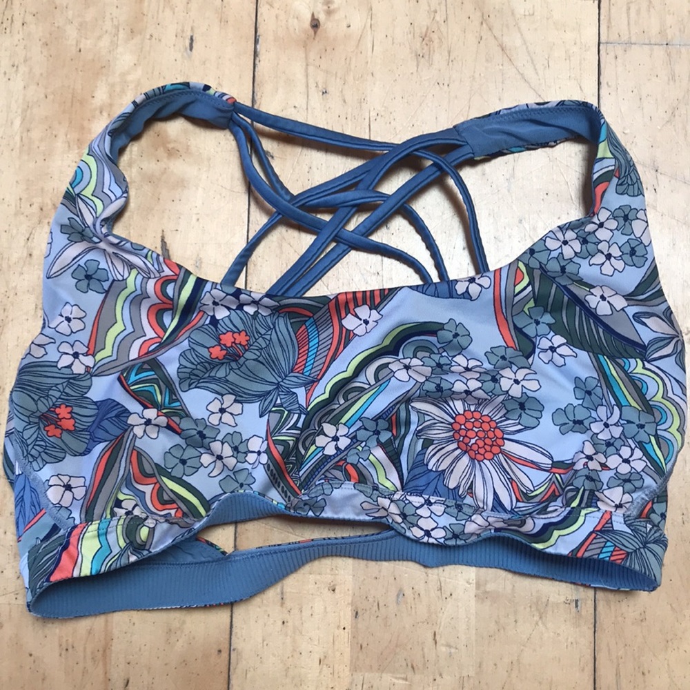 VS Sports Bra